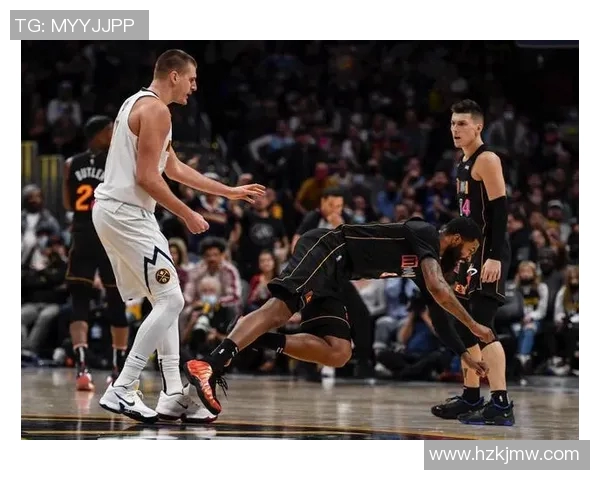 勇士与热火激战正酣2月11日NBA精彩对决引发球迷热议 勇士与热火激战正酣2月11日NBA精彩对决引发球迷热议